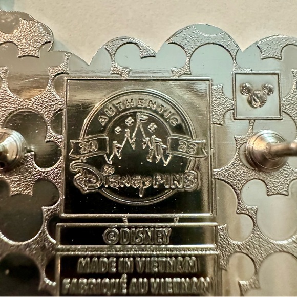 NWT. Join Pluto for a ''howling'' good time pin - Picture 7 of 10